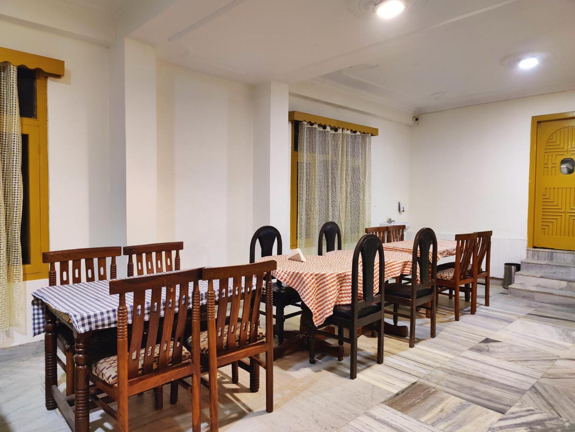 Surya International Hotel Manali Near Mall Road Экстерьер фото